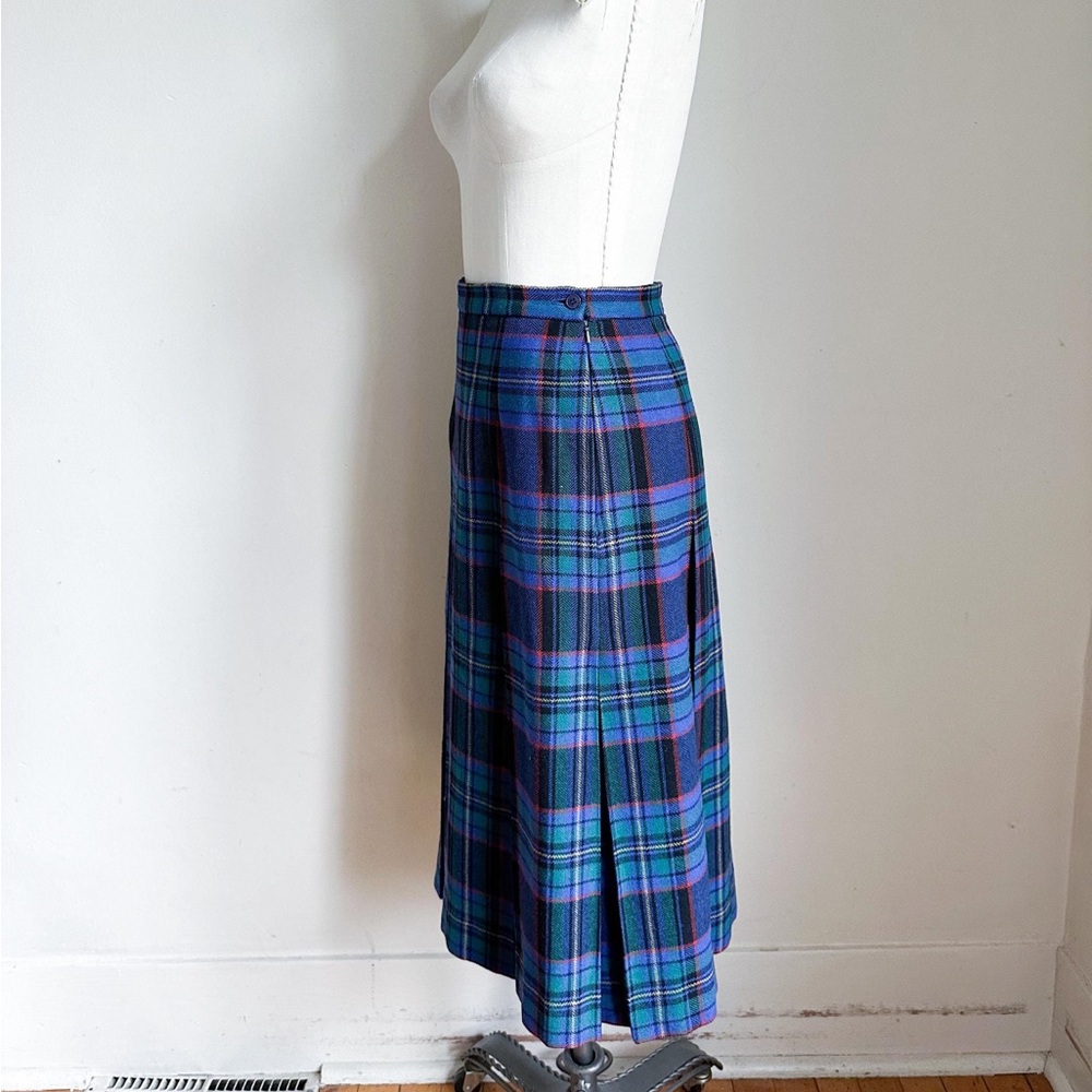 ⭐️3/$30⭐️ (bundle deal) Vintage 1980s Scottish Wool Plaid Midi Skirt / 24" waist - Picture 5 of 6